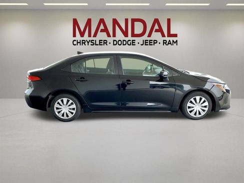 Used 2024 Toyota Corolla LE FWD image 5