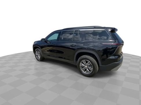 Used 2024 Chevrolet Traverse LT AWD/4WD image 8
