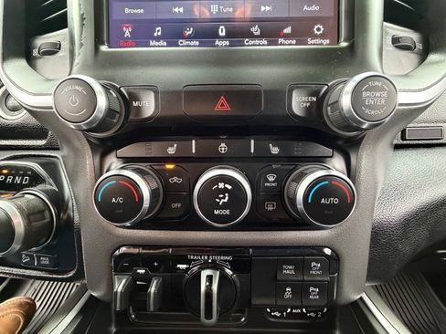 Used 2021 RAM 1500 Big Horn AWD/4WD image 25