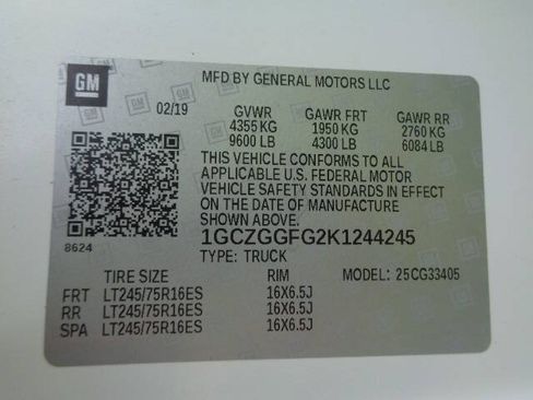 Used 2019 Chevrolet Express 3500 w/ Driver Convenience Package RWD image 26