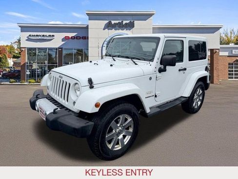 Used 2015 Jeep Wrangler Sahara w/ Dual Top Group image 4