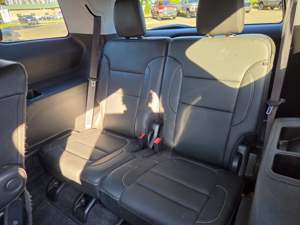 Used 2021 GMC Acadia SLT w/ Preferred Package AWD/4WD image 22