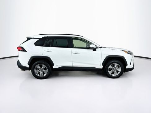 Used 2025 Toyota RAV4 XLE AWD/4WD image 10