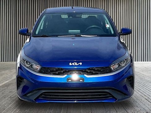 Used 2023 Kia Forte LXS image 4