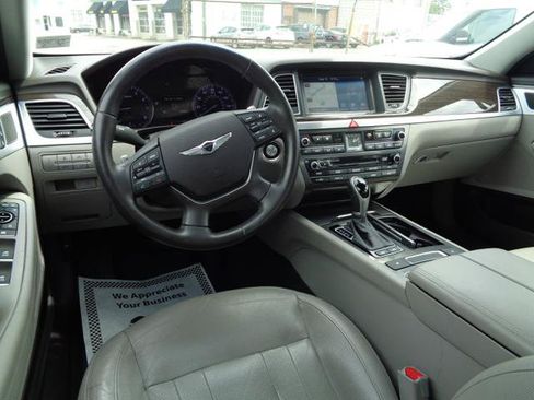 Used 2017 Genesis G80 3.8 RWD image 8