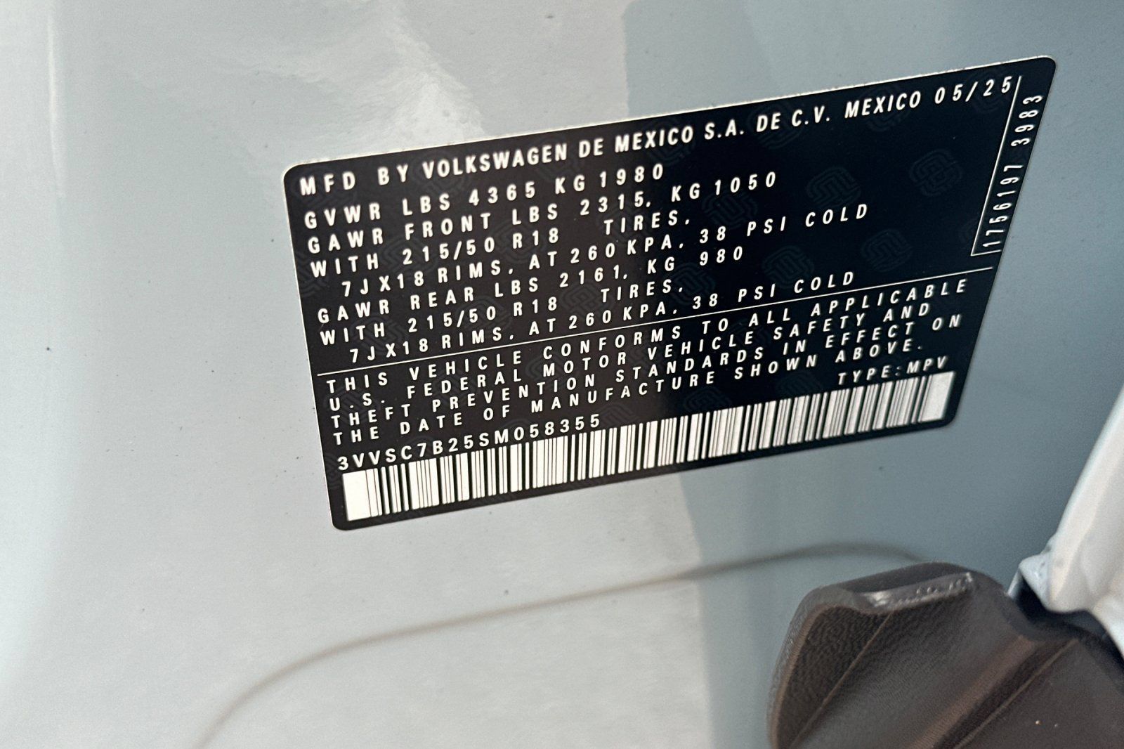 Used 2025 Volkswagen Taos SE FWD image 28