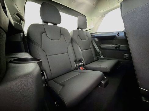 New 2026 Volvo XC90 B6 Plus w/ Protection Package Premier AWD/4WD image 29