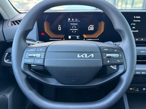 New 2026 Kia K4 FWD image 26