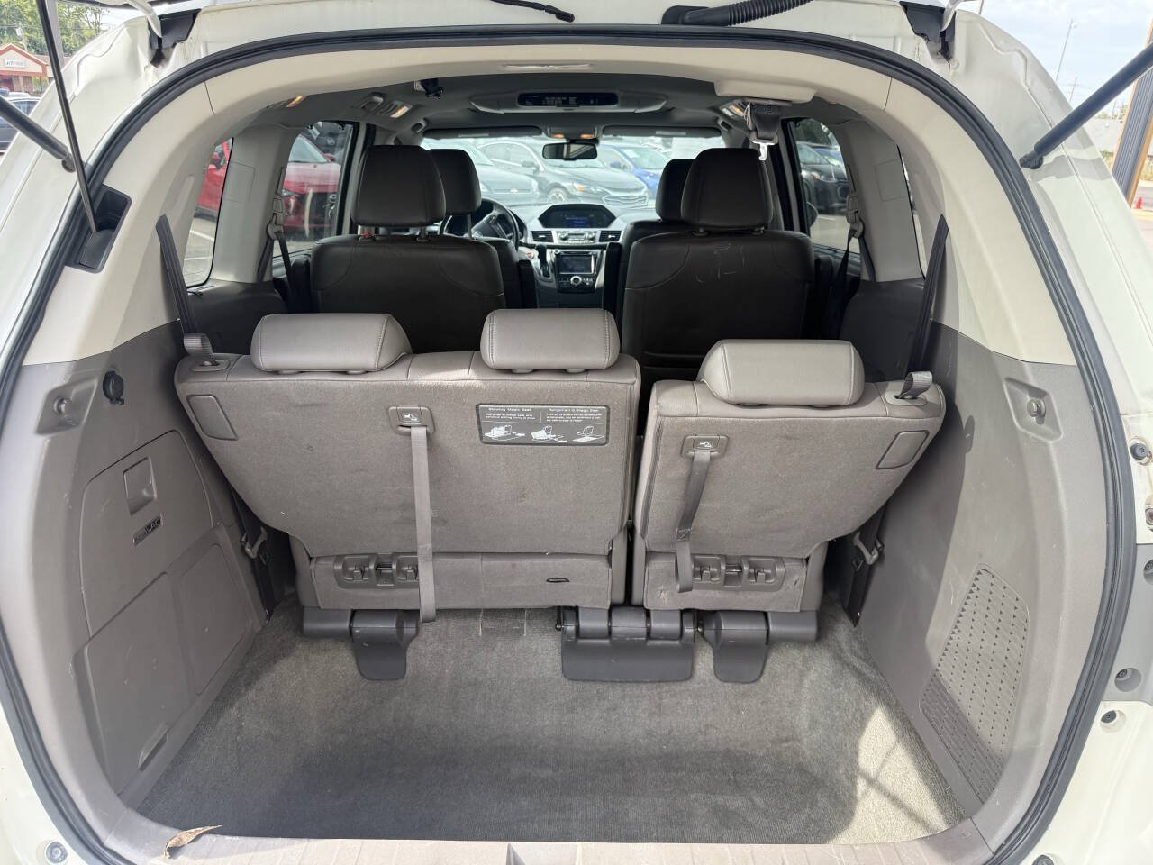 Used 2014 Honda Odyssey Touring Elite image 11