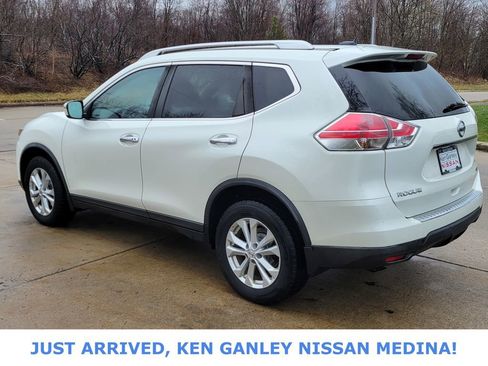 Used 2016 Nissan Rogue SV image 5