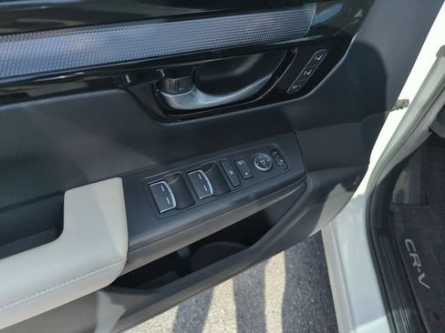 Used 2024 Honda CR-V EX-L image 18