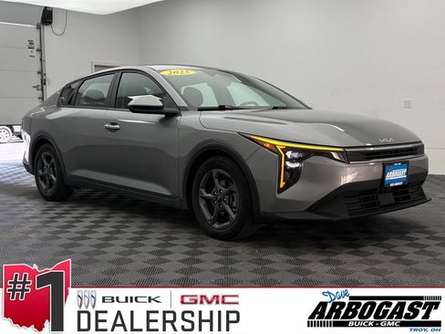Used 2025 Kia K4 FWD image 1