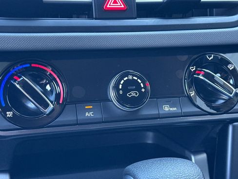 New 2026 Kia Seltos LX image 20