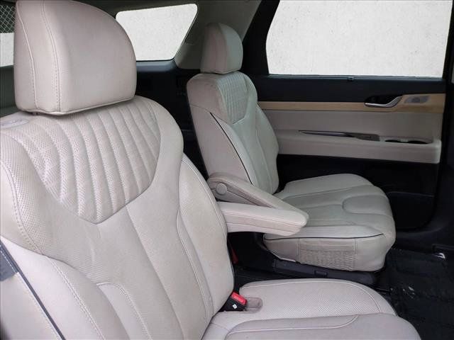 Used 2024 Hyundai Palisade Limited FWD image 21