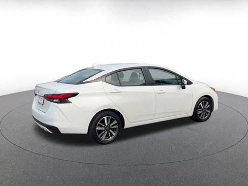 Used 2025 Nissan Versa SV FWD image 12