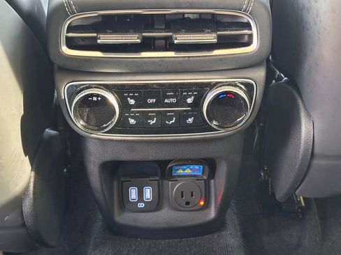 Used 2024 Genesis GV80 3.5T w/ Prestige Package image 19