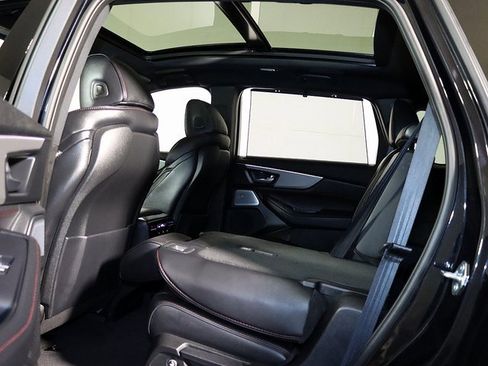 Used 2025 Acura MDX A-Spec image 15