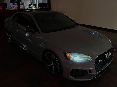 Used 2019 Audi RS 5 w/ Black Optic Carbon Package image 55