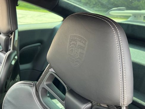 Used 2018 Porsche 911 GT3 w/ Sport Chrono Package RWD image 34