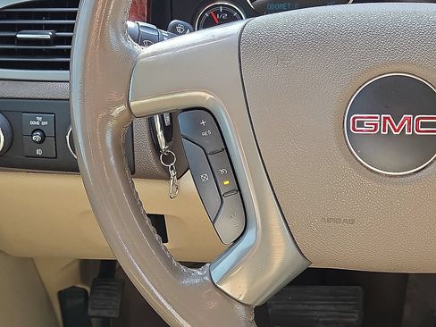 Used 2013 GMC Sierra 2500 SLT AWD/4WD image 16