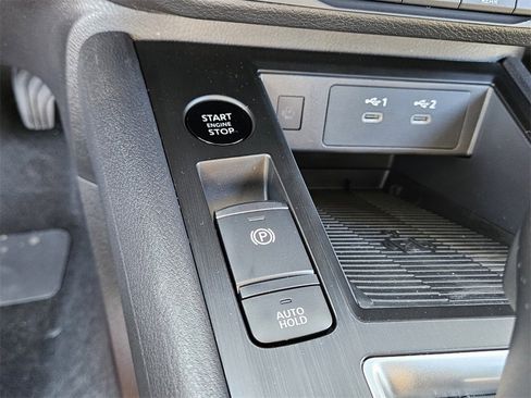 New 2026 Nissan Kicks SV w/ SV Premium Package image 22