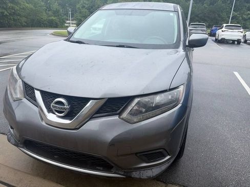 Used 2016 Nissan Rogue S AWD/4WD image 2