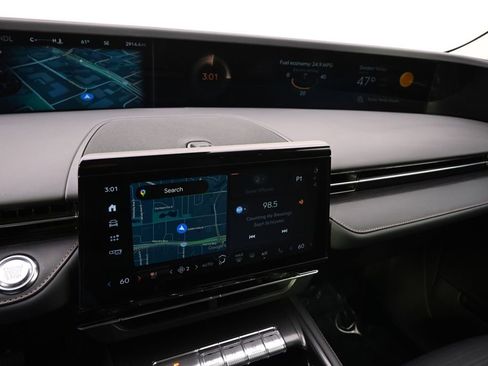 New 2026 Lincoln Nautilus Reserve w/ Jet Appearance Package AWD/4WD image 28