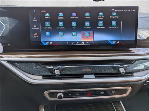 Used 2026 BMW X5 xDrive40i image 16