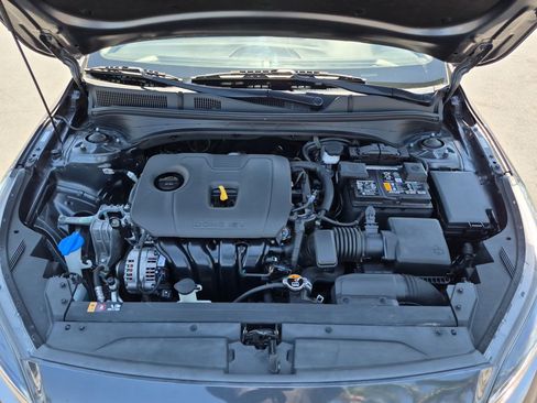 Used 2023 Kia Forte LXS FWD image 32