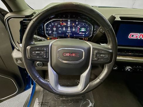Used 2022 GMC Sierra 1500 Elevation AWD/4WD image 11