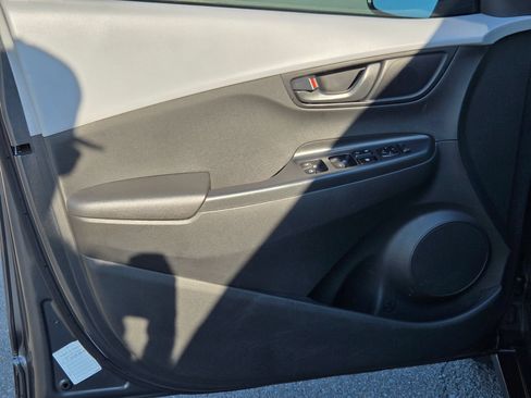 Used 2020 Hyundai Kona SE FWD image 20