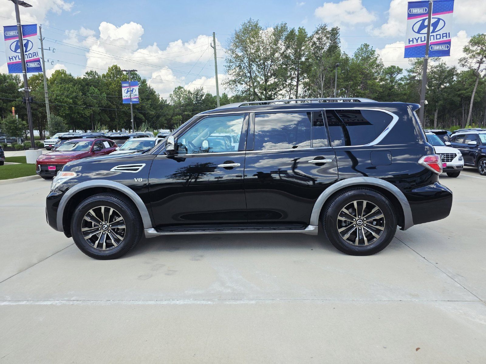 Used 2017 Nissan Armada Platinum RWD image 7