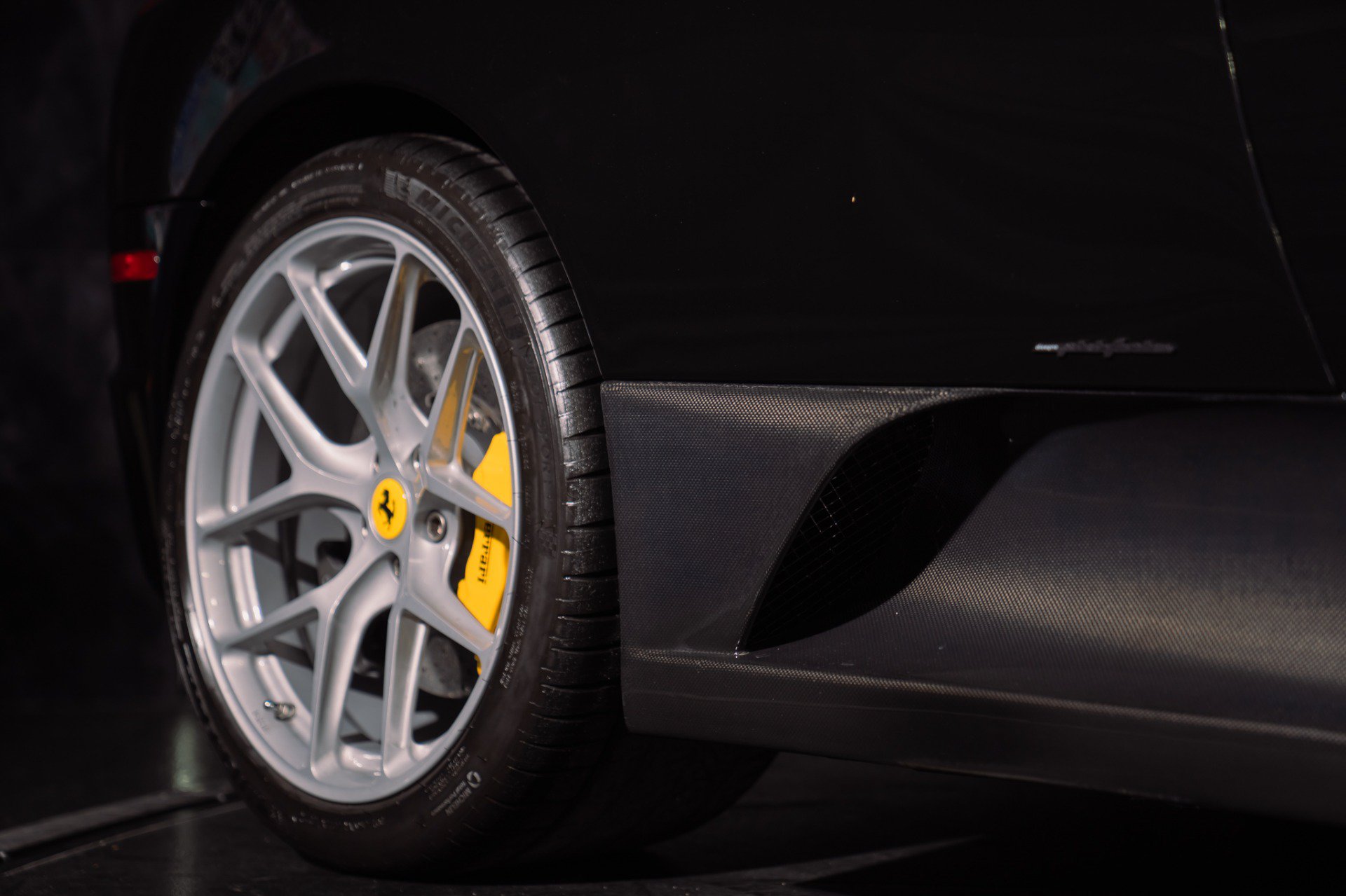 Used 2009 Ferrari F430 Scuderia RWD image 19