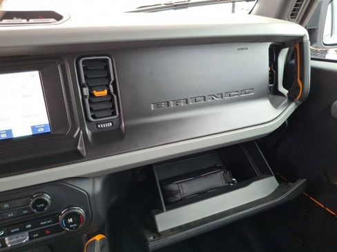 Used 2023 Ford Bronco Badlands w/ Sasquatch Package image 15