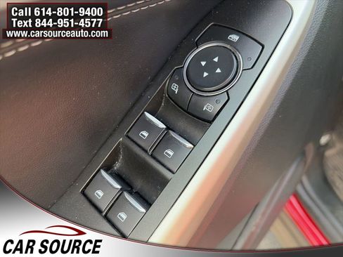 Used 2021 Ford Explorer XLT w/ Equipment Group 202A AWD/4WD image 19