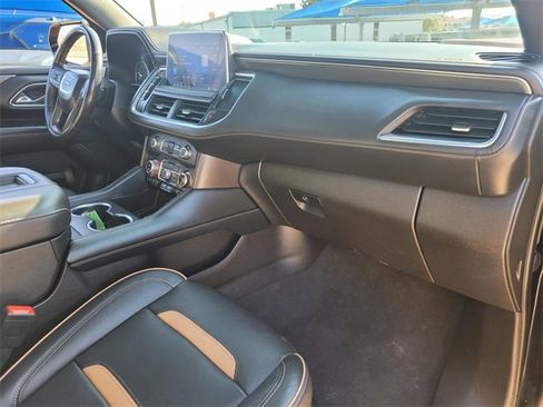 Used 2021 GMC Yukon AT4 w/ AT4 Premium Package image 9