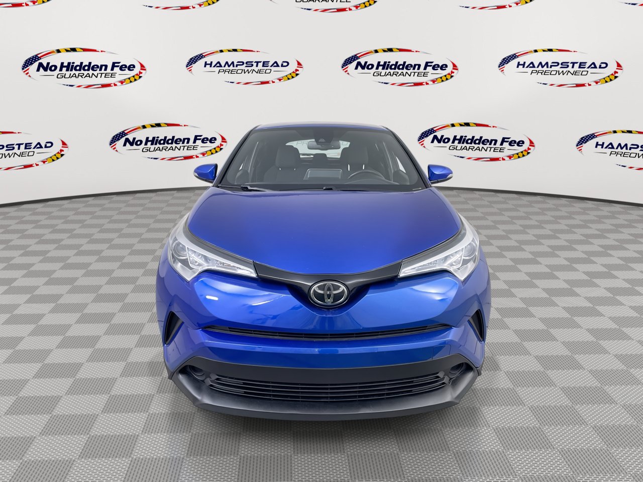 Used 2019 Toyota C-HR XLE FWD image 4