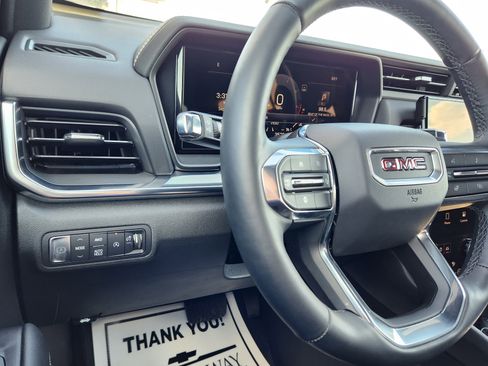 New 2025 GMC Terrain Elevation image 13