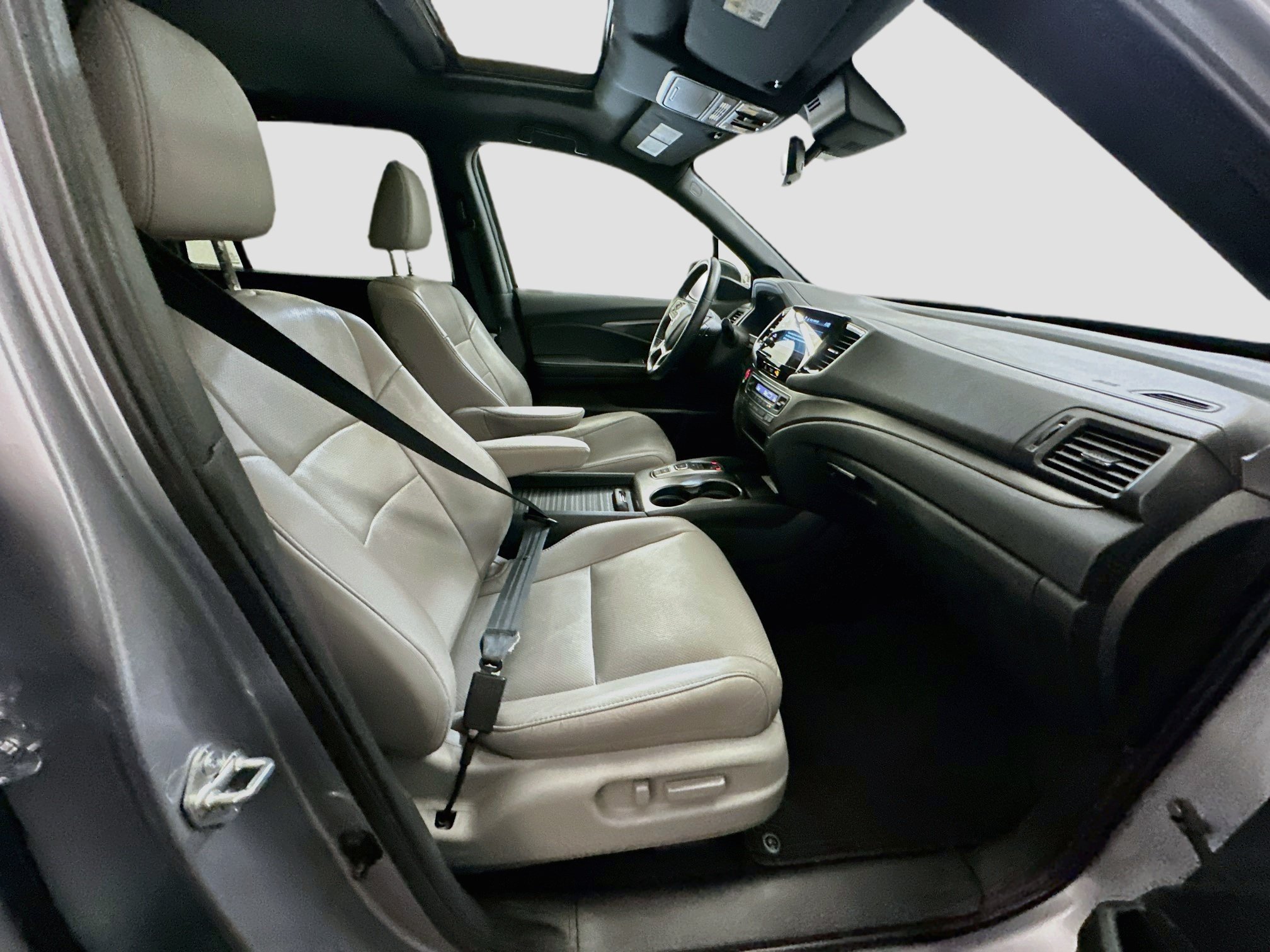 Used 2023 Honda Passport EX-L image 33