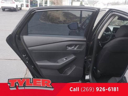 Certified 2023 Honda Accord EX image 17