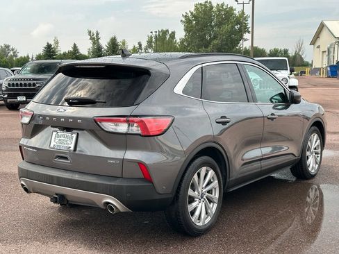 Used 2022 Ford Escape Titanium w/ Titanium Elite Package AWD/4WD image 6