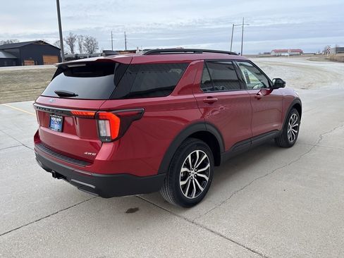 New 2026 Ford Explorer ST-Line image 4