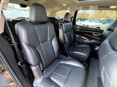 Used 2023 Subaru Ascent Touring image 18
