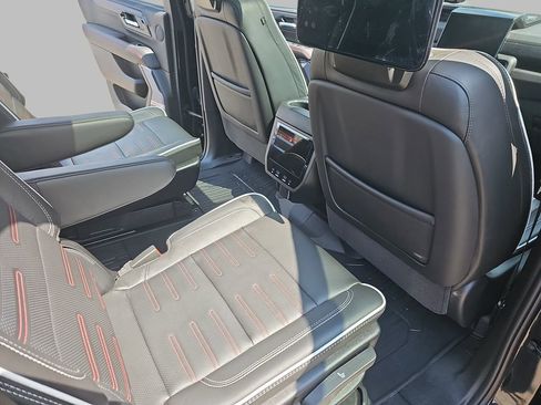 Certified 2026 GMC Yukon AT4 Ultimate AWD/4WD image 14