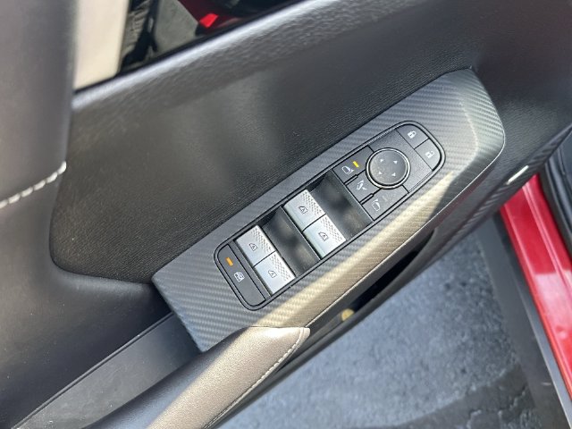 Used 2025 Mitsubishi Outlander SE AWD/4WD image 24