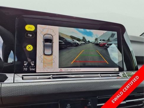 Used 2022 Volkswagen GTI Autobahn FWD image 16