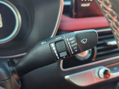 Used 2022 Genesis G70 3.3T Launch Edition RWD image 16