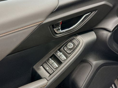 Used 2024 Subaru Crosstrek 2.5i Limited image 15