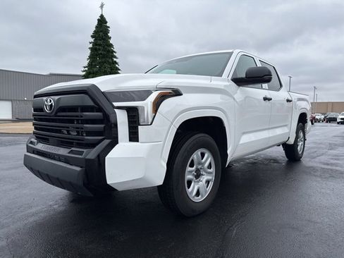 Used 2023 Toyota Tundra SR w/ SR Tow Package image 3