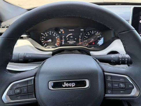 Certified 2024 Jeep Compass Limited AWD/4WD image 19